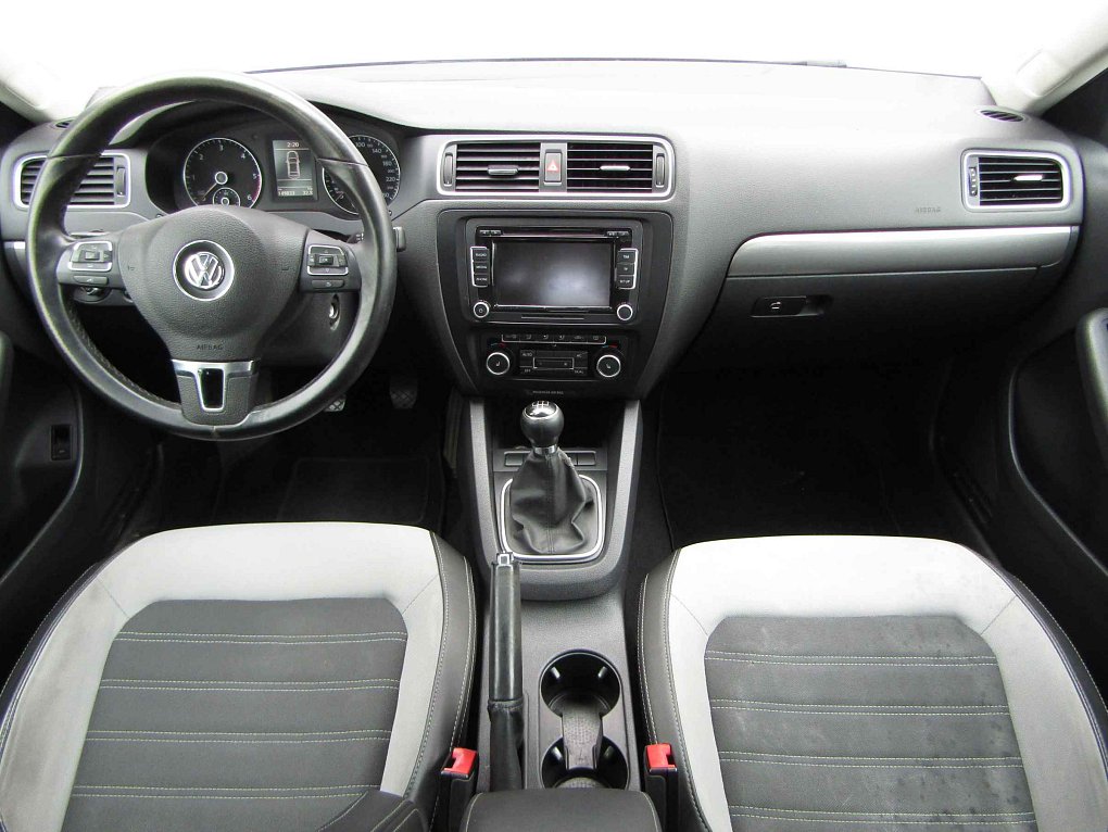 Volkswagen Jetta 1.6 TDi 