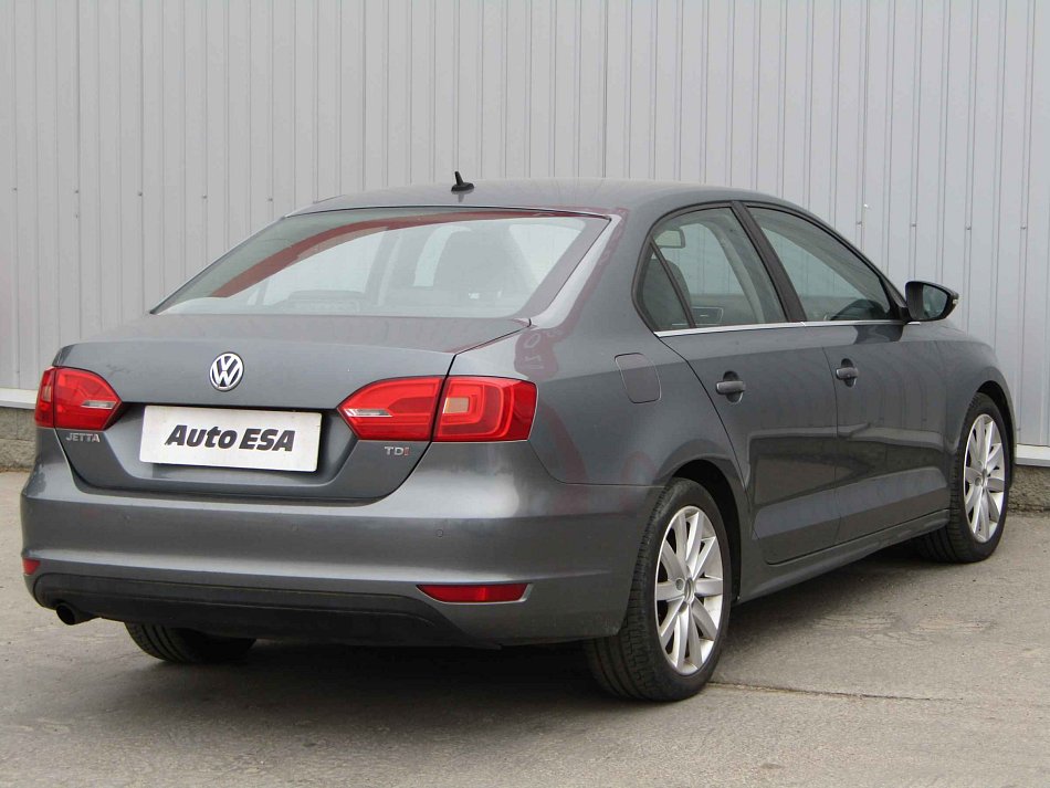Volkswagen Jetta 1.6 TDi 