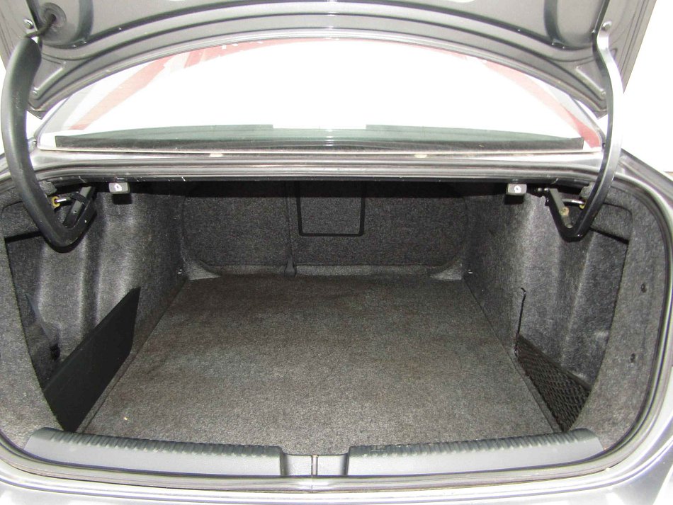 Volkswagen Jetta 1.6 TDi 