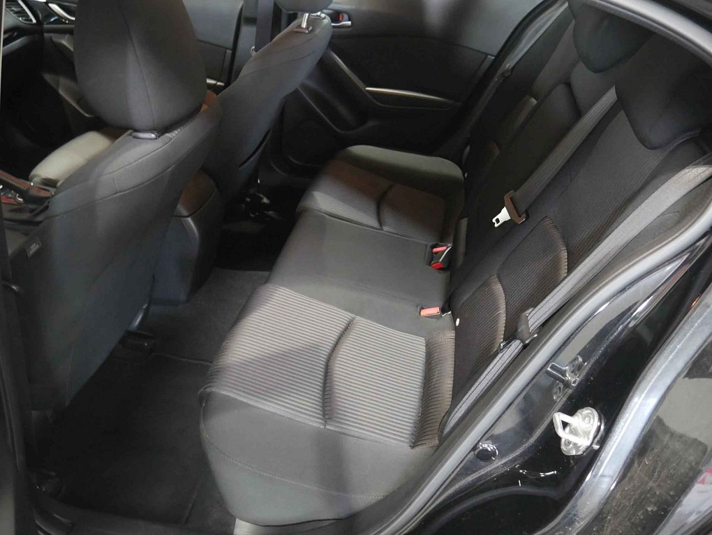 Mazda 3 2.0 i 