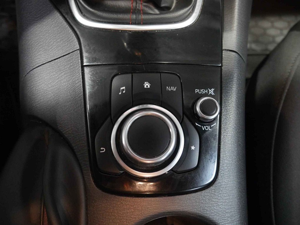 Mazda 3 2.0 i 