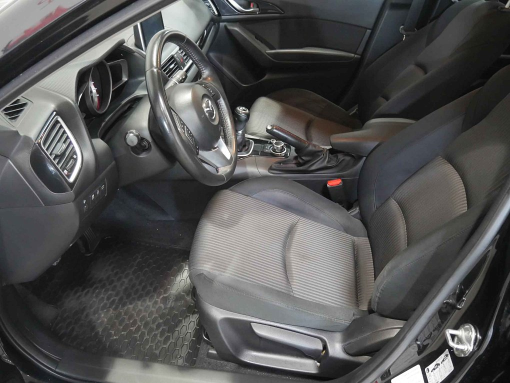 Mazda 3 2.0 i 