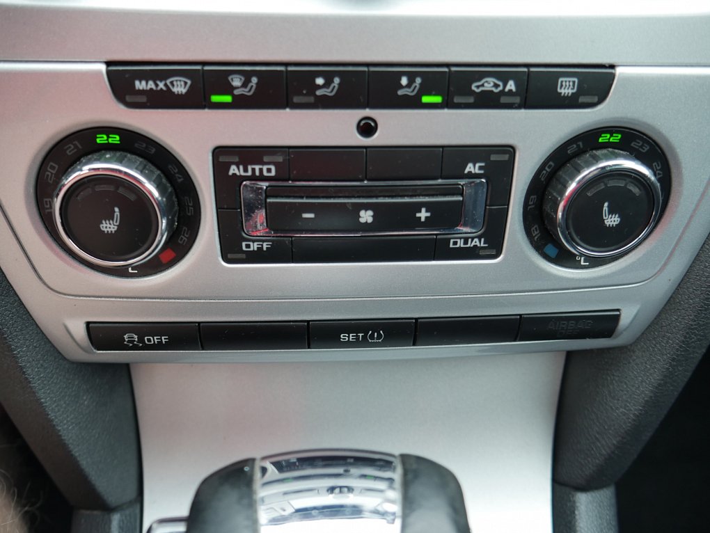 Škoda Octavia II 2.0 TDi RS