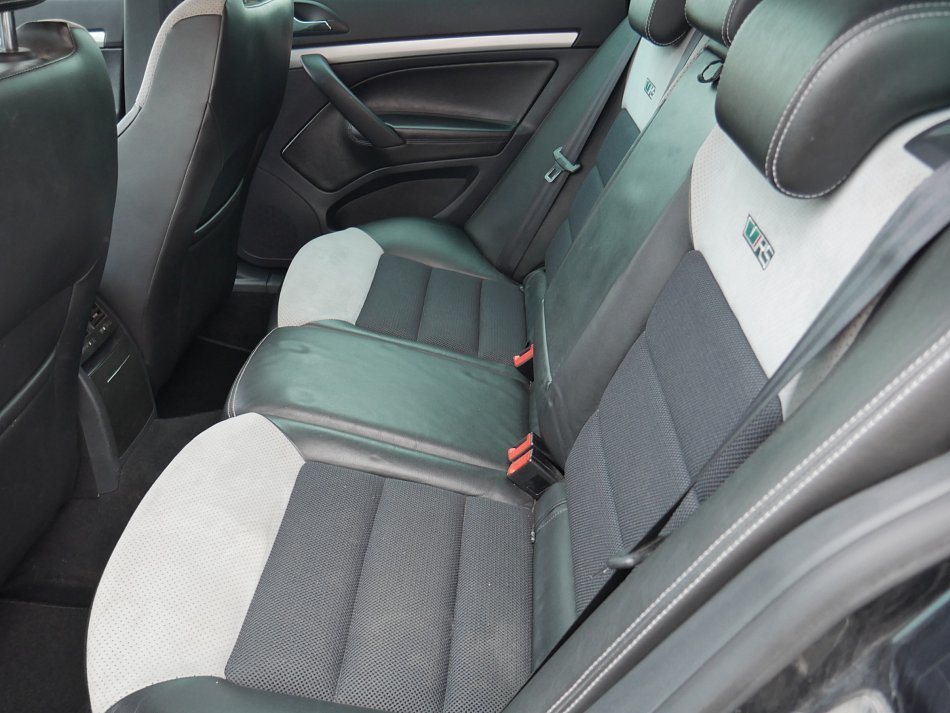 Škoda Octavia II 2.0 TDi RS