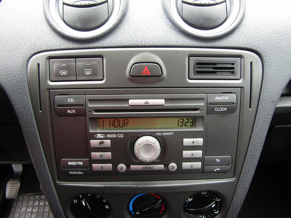 Ford Fusion 1.4 i 
