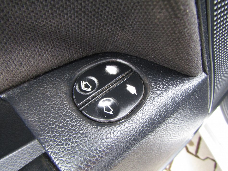 Ford Fusion 1.4 i 