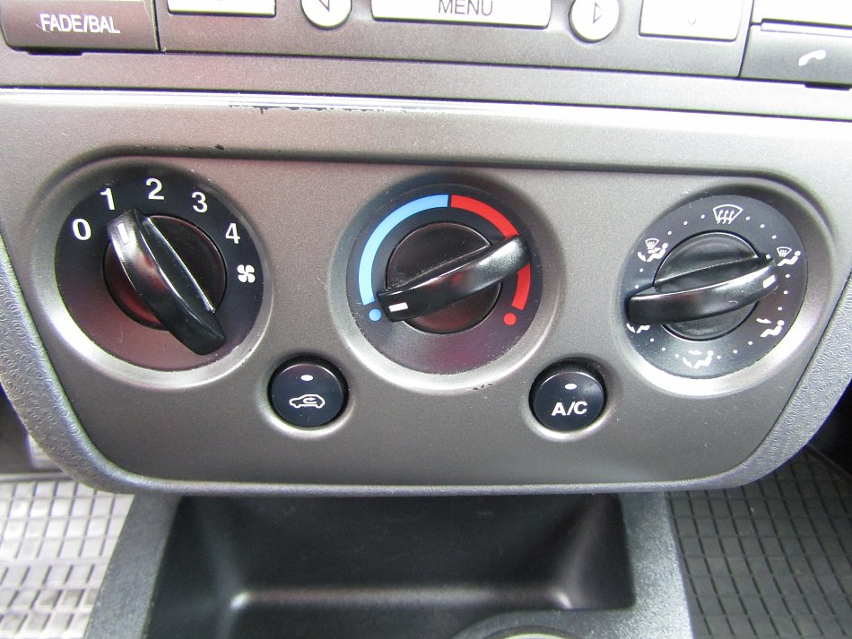 Ford Fusion 1.4 i 