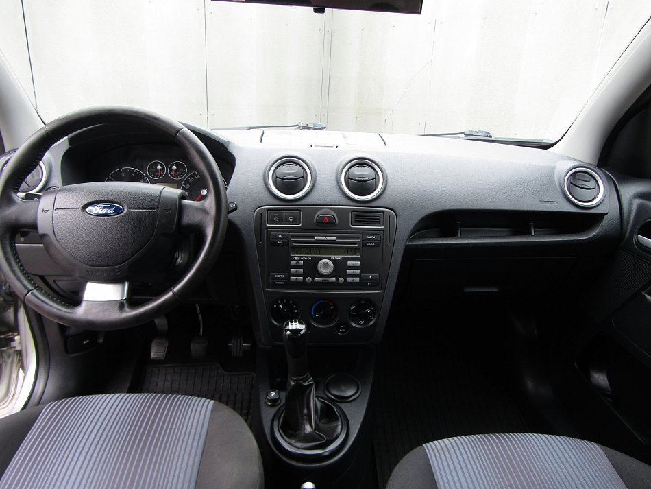 Ford Fusion 1.4 i 