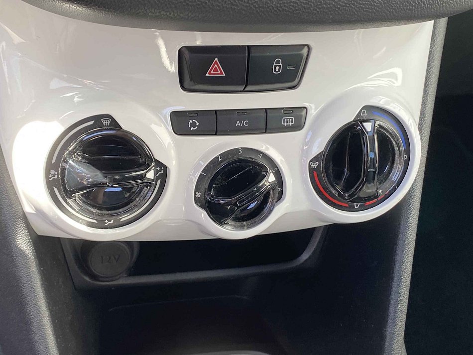 Peugeot 208 1.0 PT 