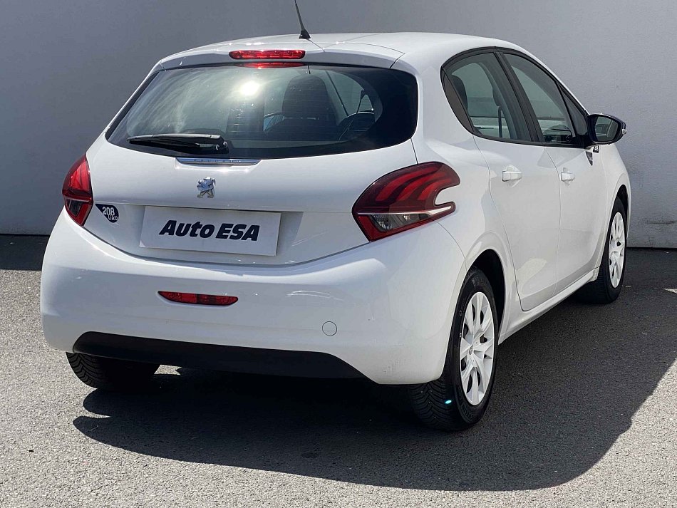 Peugeot 208 1.0 PT 