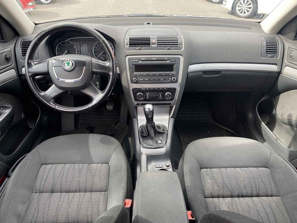 Škoda Octavia II 1.4 TSI Elegance