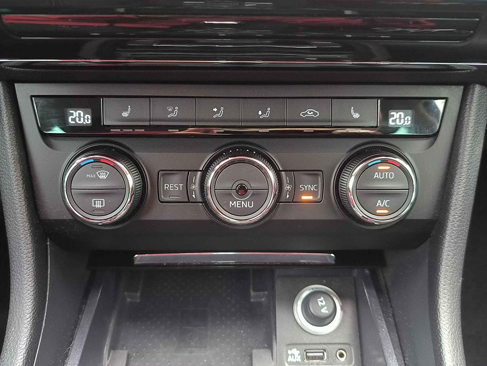 Škoda Superb III 2.0 TDi Style 4x4