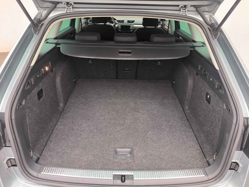 Škoda Superb III 2.0 TDi Style 4x4
