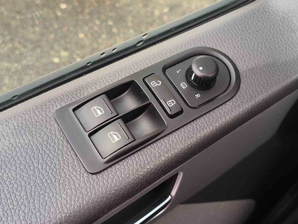 Volkswagen Multivan 2.0TDi Comfortline