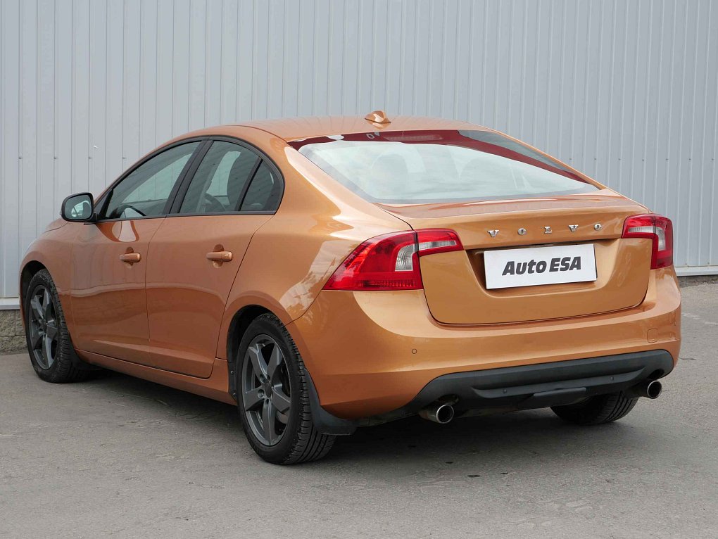 Volvo S60 2.0 T 
