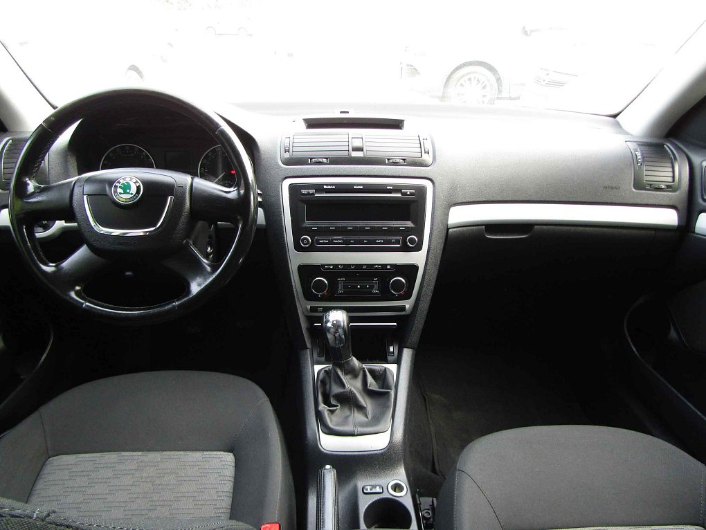 Škoda Octavia II 1.6 TDi Ambiente