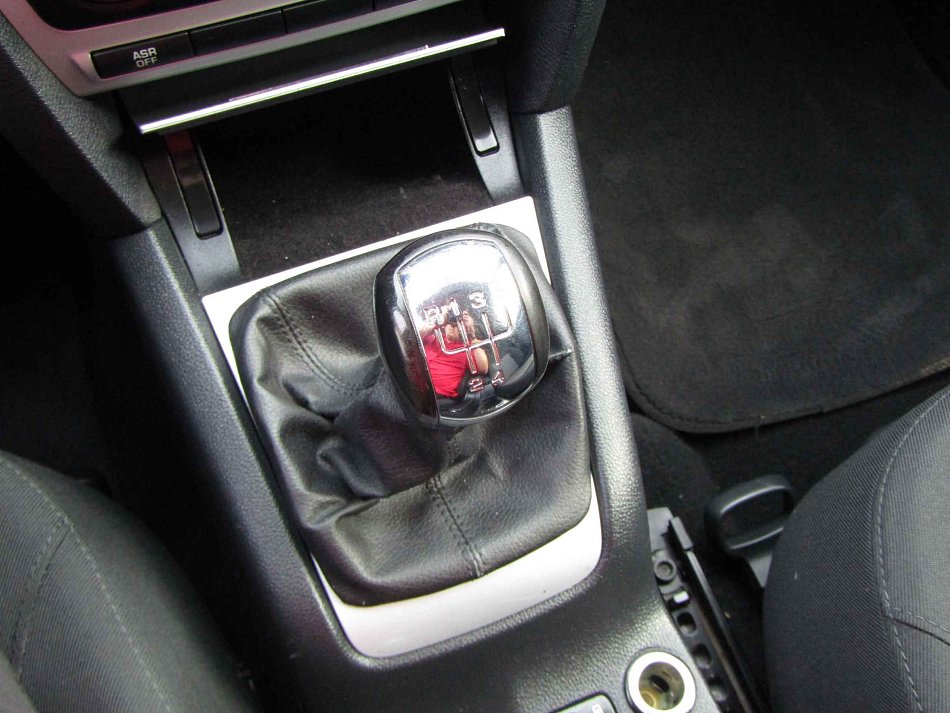 Škoda Octavia II 1.6 TDi Ambiente