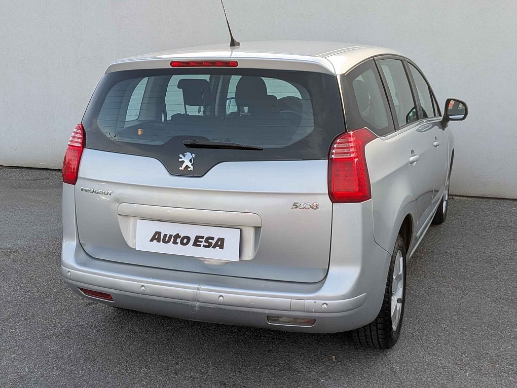 Peugeot 5008 1.6 HDi 