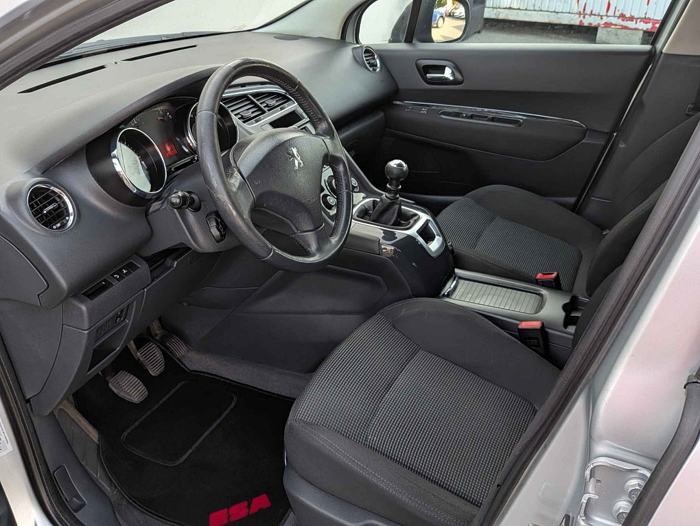 Peugeot 5008 1.6 HDi 