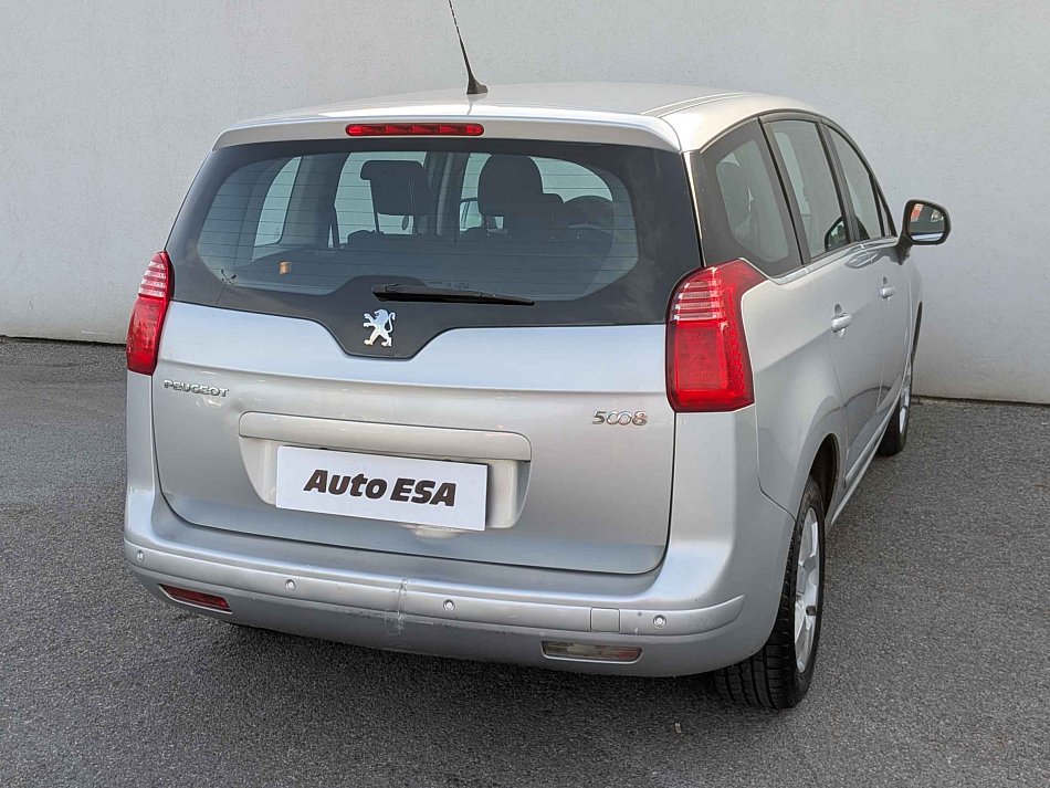 Peugeot 5008 1.6 HDi 