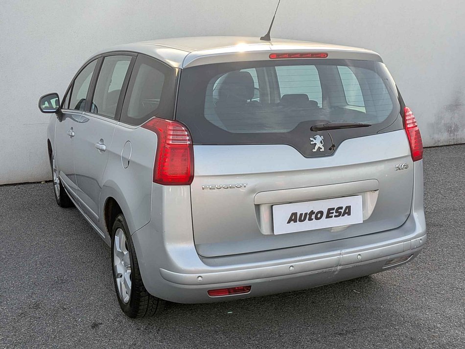 Peugeot 5008 1.6 HDi 