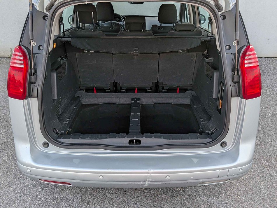 Peugeot 5008 1.6 HDi 
