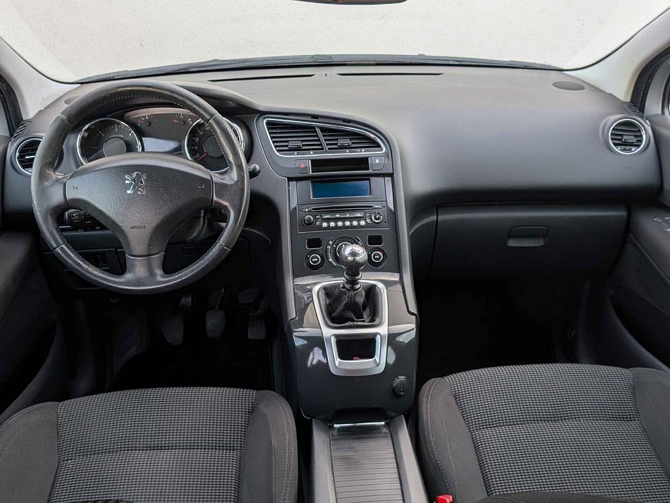 Peugeot 5008 1.6 HDi 
