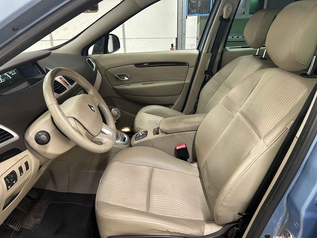 Renault Grand Scénic 1.9 dCi 