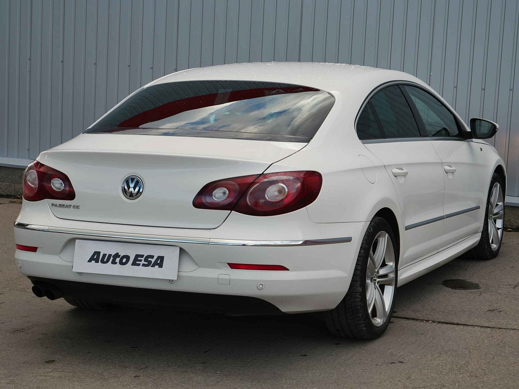 Volkswagen Passat CC 2.0 TDi 