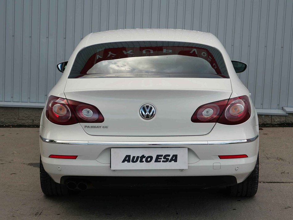 Volkswagen Passat CC 2.0 TDi 