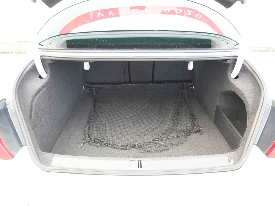 Volkswagen Passat CC 2.0 TDi 
