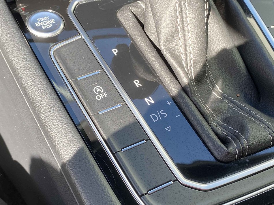 Volkswagen Arteon 2.0TSi 