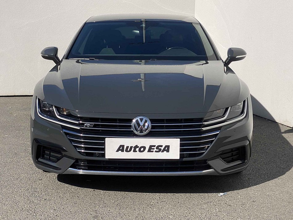 Volkswagen Arteon 2.0TSi 