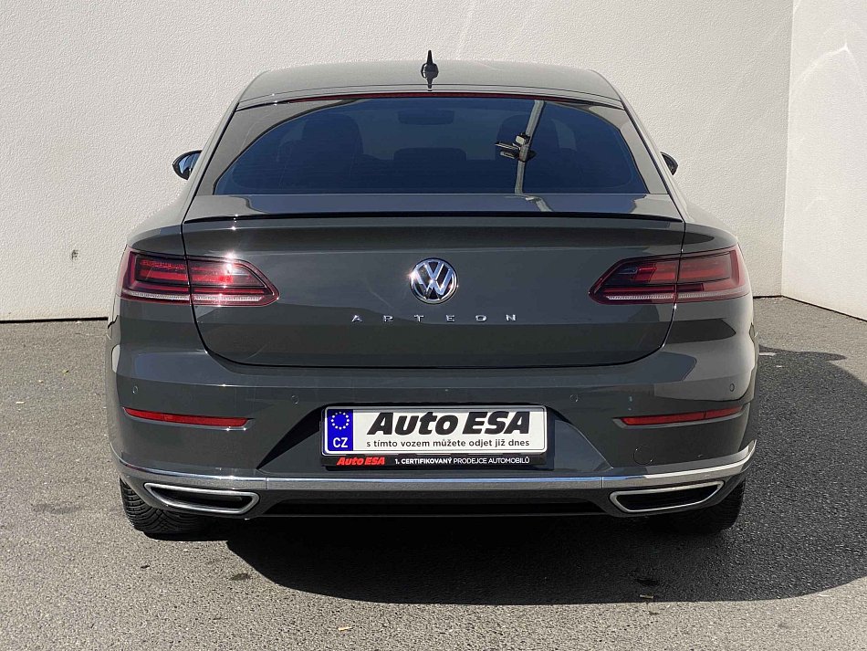 Volkswagen Arteon 2.0TSi 