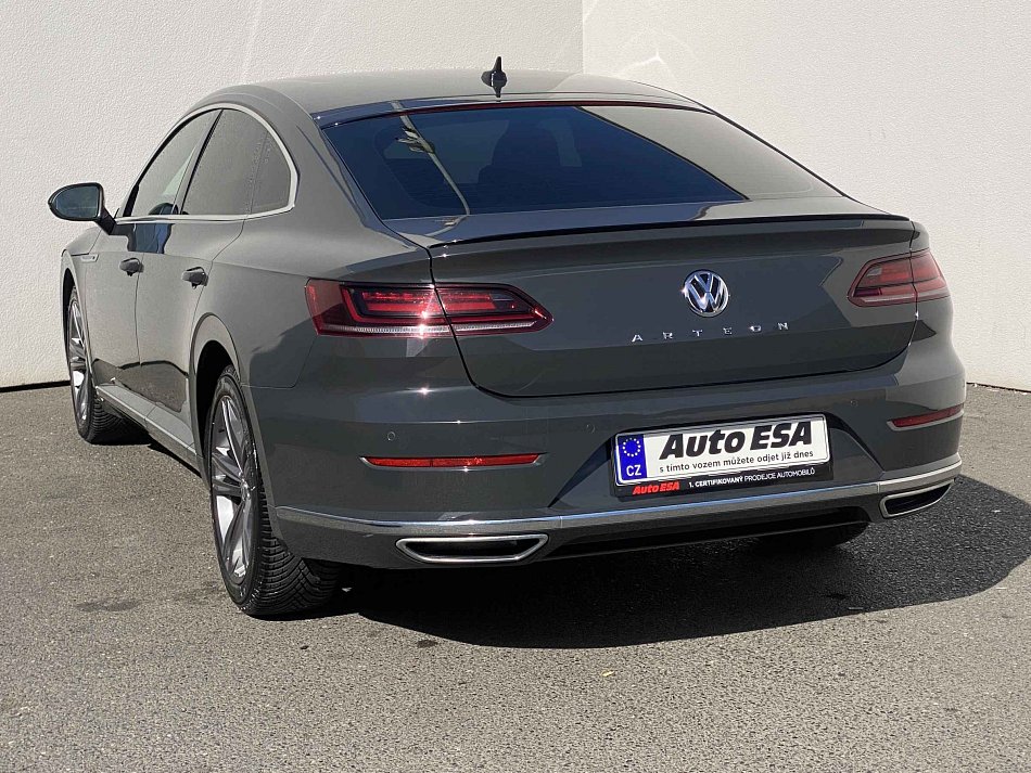 Volkswagen Arteon 2.0TSi 