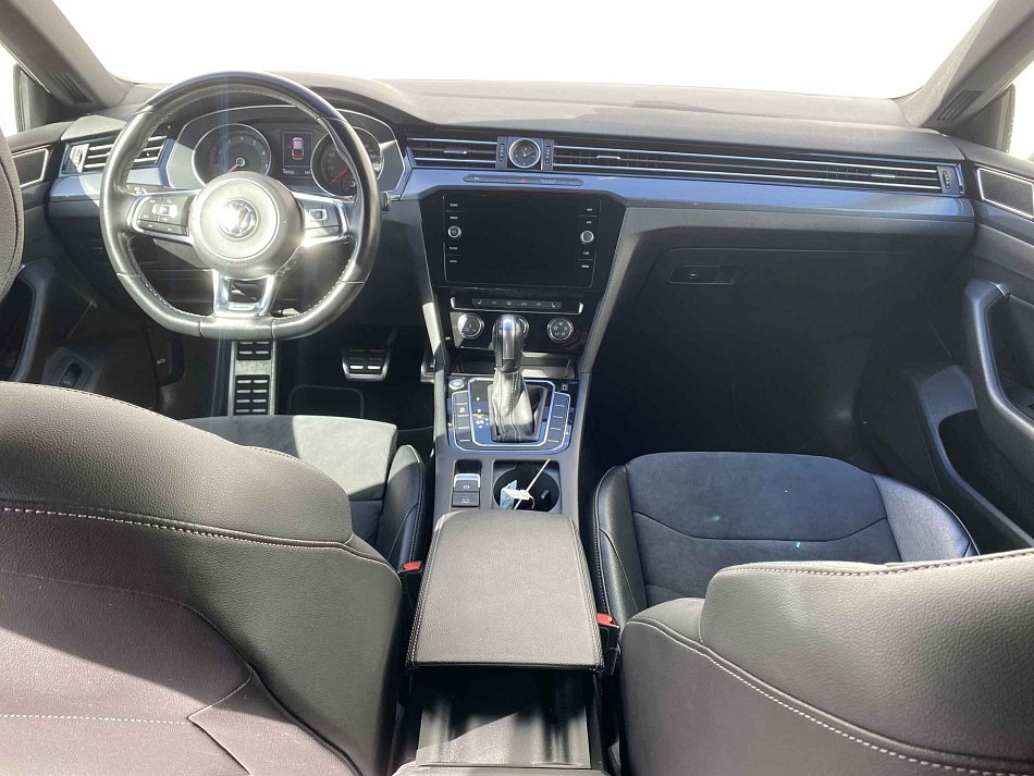 Volkswagen Arteon 2.0TSi 