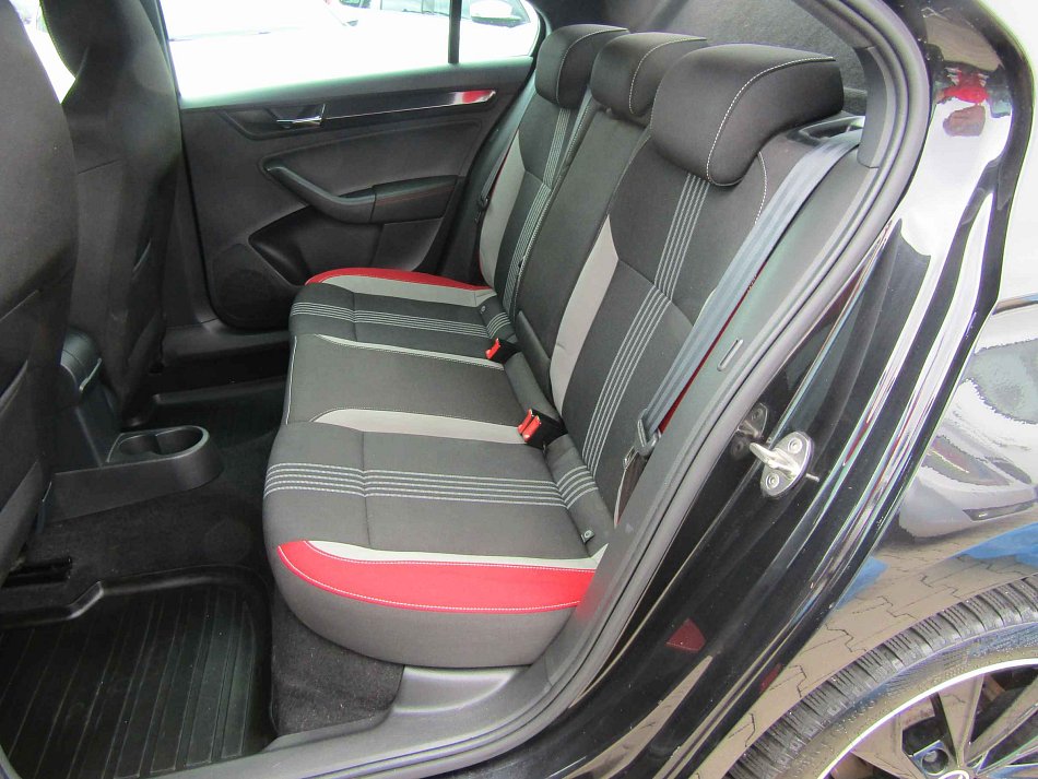 Škoda Rapid 1.0 TSi Monte Carlo