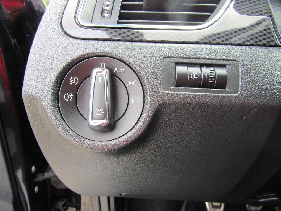 Škoda Rapid 1.0 TSi Monte Carlo