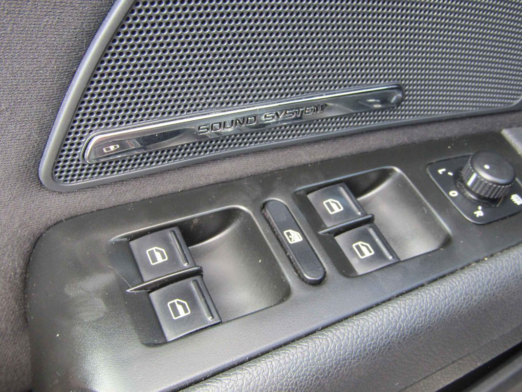 Škoda Superb II 2.0TDi Elegance