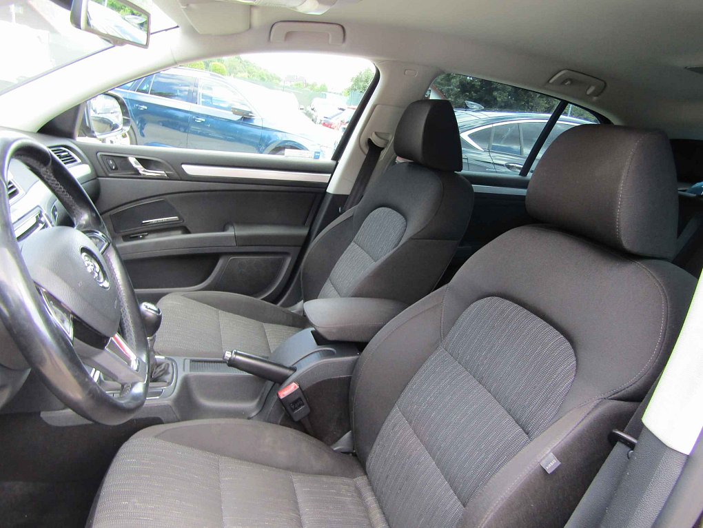 Škoda Superb II 2.0TDi Elegance