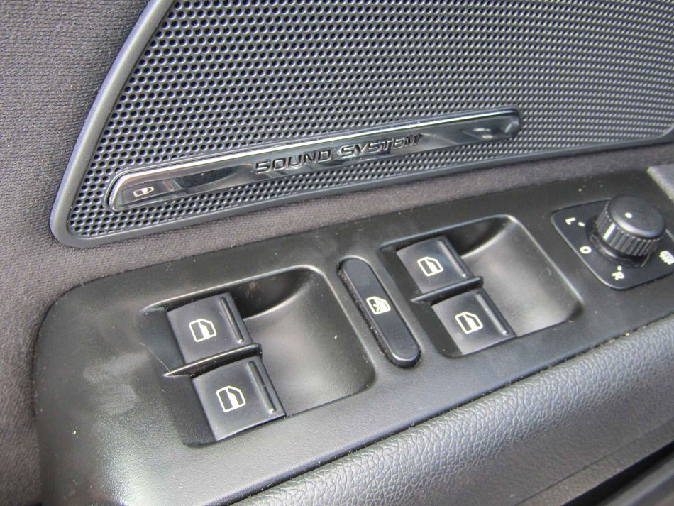 Škoda Superb II 2.0TDi Elegance