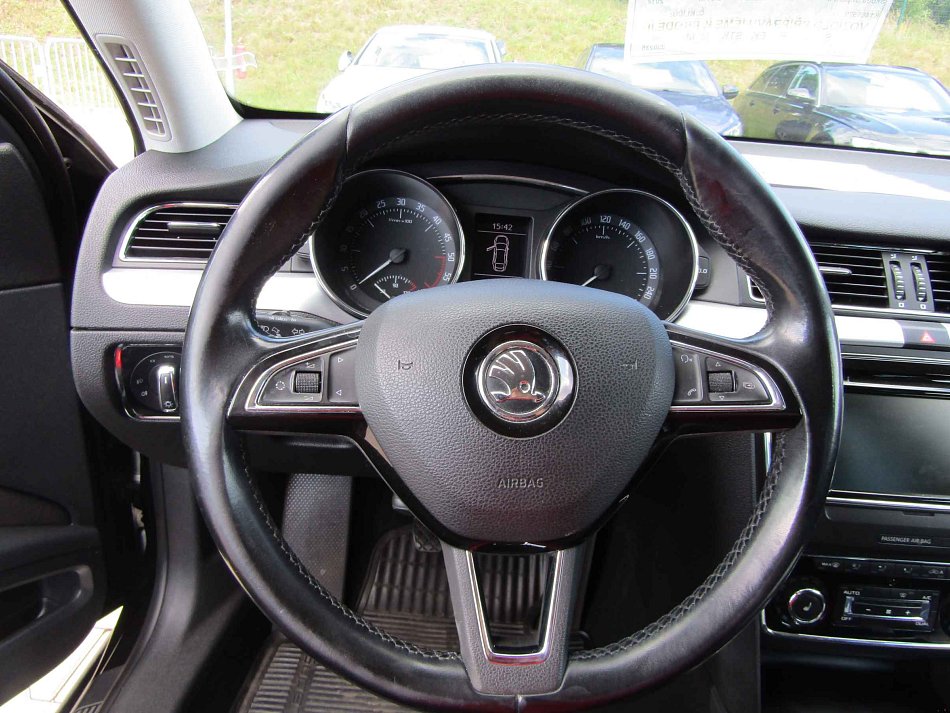Škoda Superb II 2.0TDi Elegance