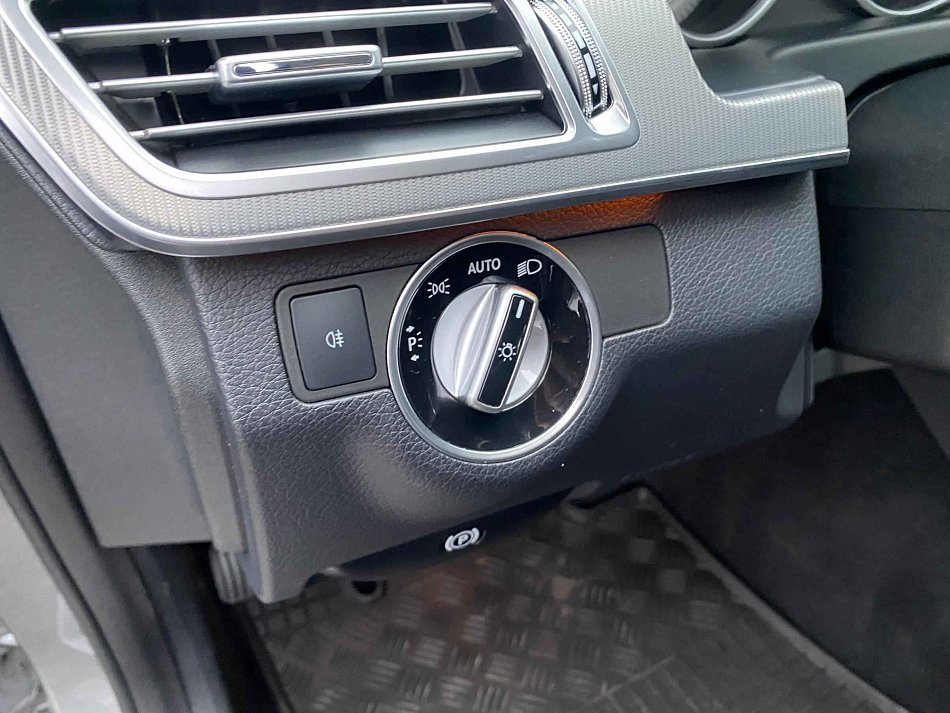 Mercedes-Benz Třída E 2.2 CDi  E250 4Matic