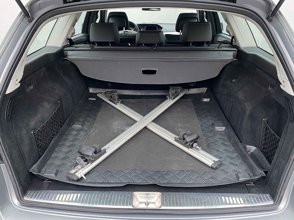 Mercedes-Benz Třída E 2.2 CDi  E250 4Matic