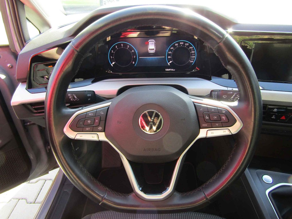 Volkswagen Golf 1.0TSi 