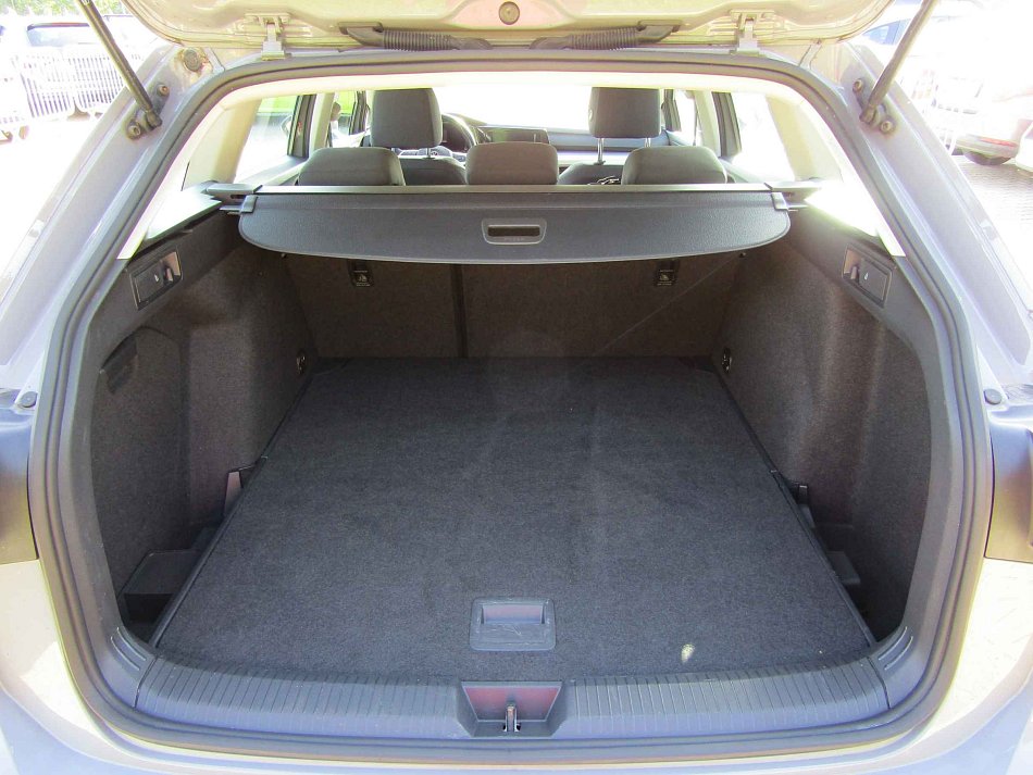 Volkswagen Golf 1.0TSi 