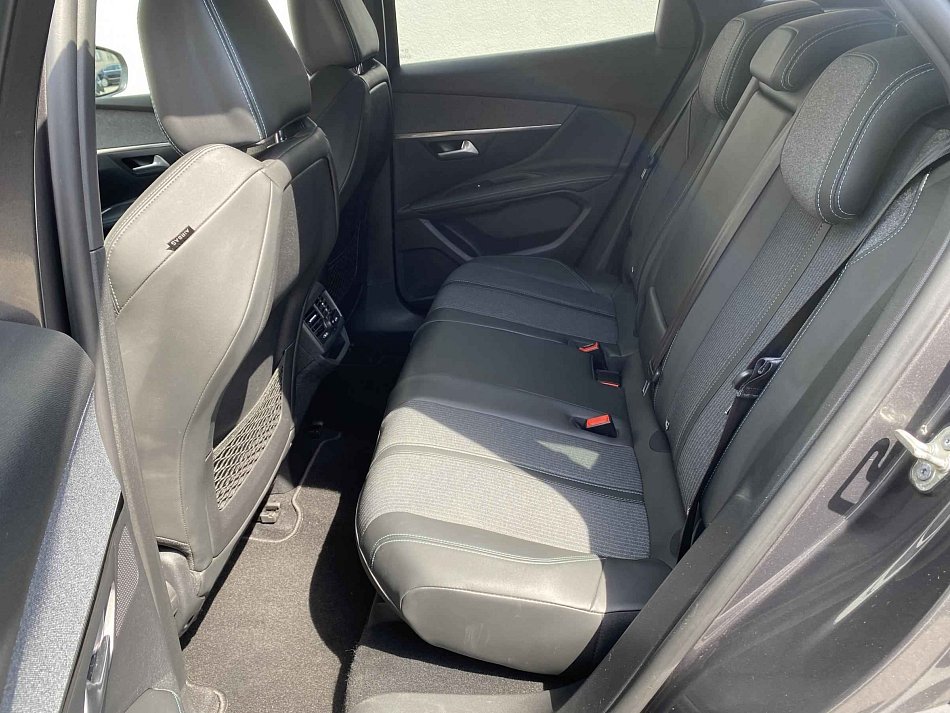 Peugeot 3008 1.5 HDi Allure