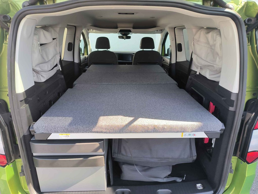 Volkswagen Caddy 2.0TDi California