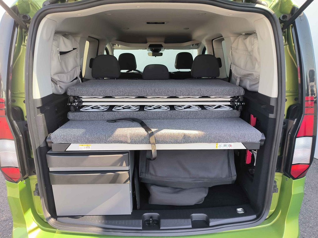 Volkswagen Caddy 2.0TDi California