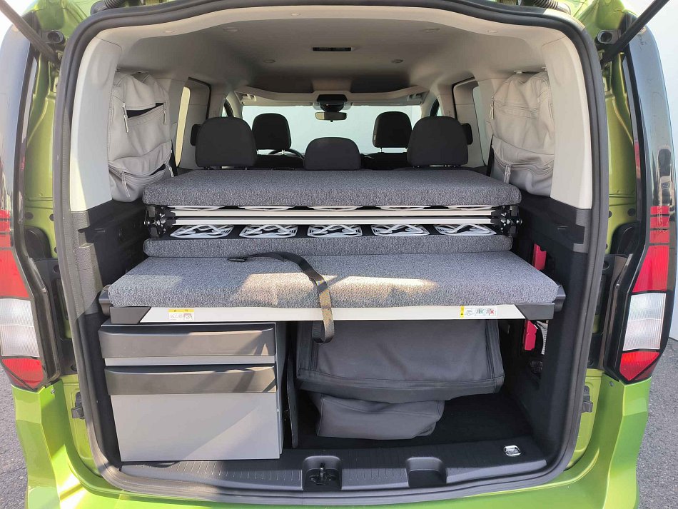 Volkswagen Caddy 2.0TDi California